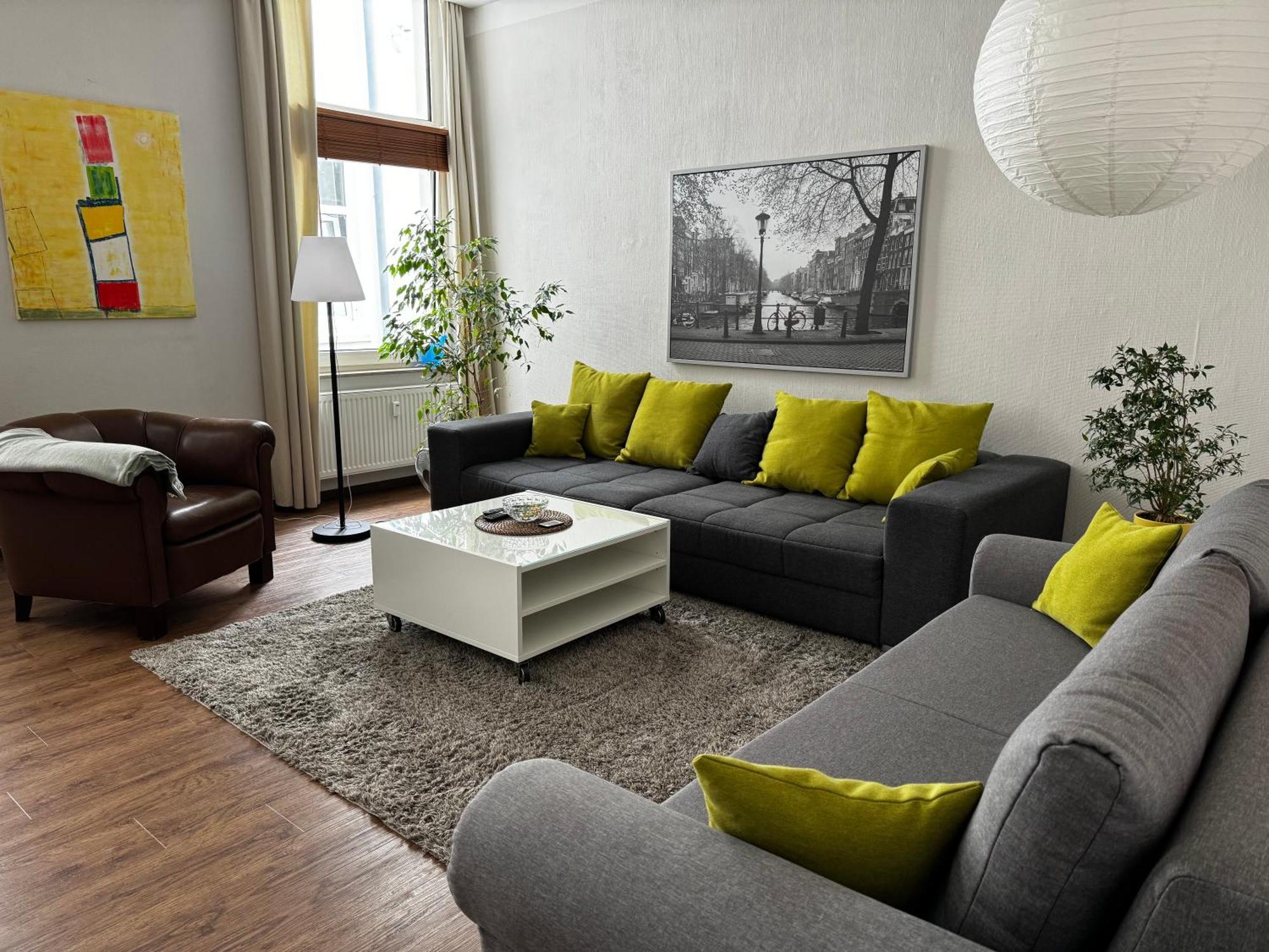 Top-zentrum Fussgaengerzone, 82 Qm, Kueche, Parkplatz Apartment *